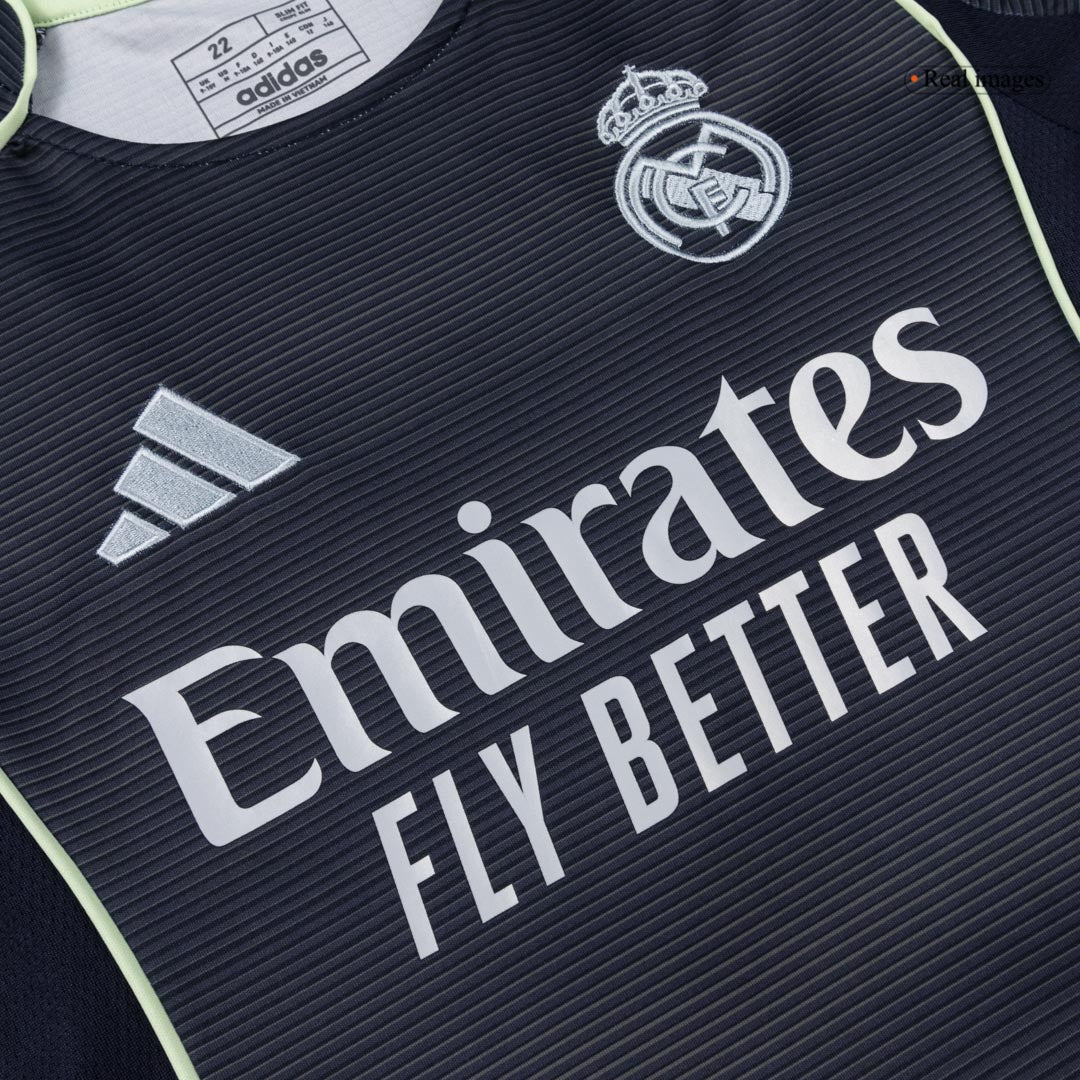 Real Madrid Udebanebanesæt Børn 3-dele 2025/26 [PREMIUM]